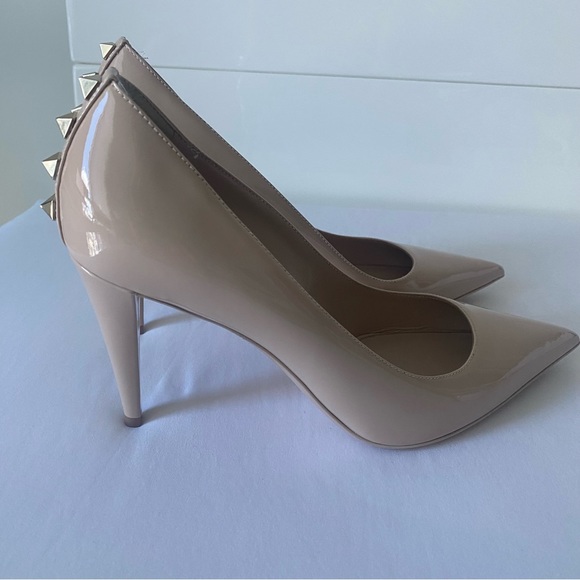 NWOT 100% Authentic Valentino Garavani Rockstud Pointed Toe Pump - Picture 9 of 12